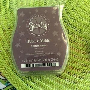 Scentsy Wax Lilacs and Violets. Never used.